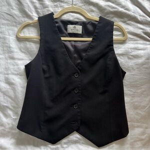 Aritzia Babaton vest